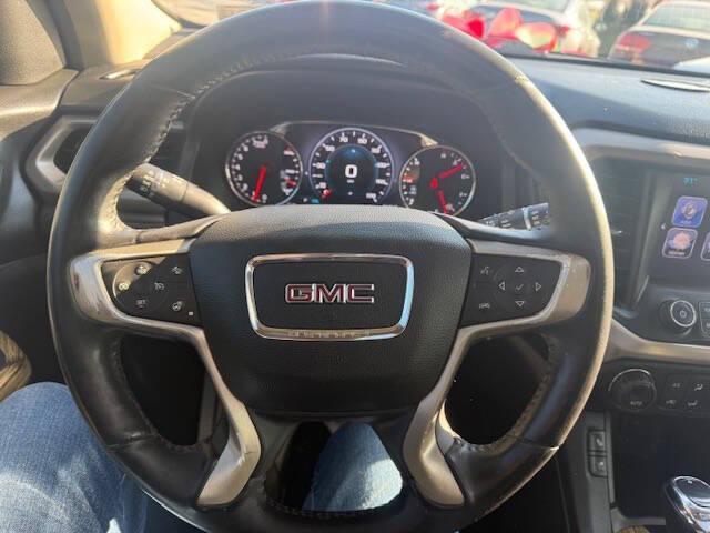 2017 GMC Acadia Denali