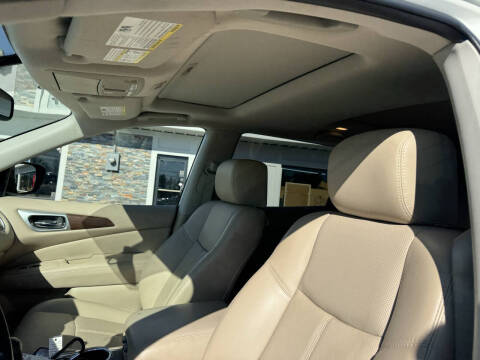 2018 Nissan Pathfinder Platinum