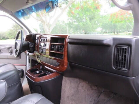 2010 Chevrolet Express LT 3500