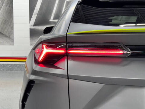 2022 Lamborghini Urus