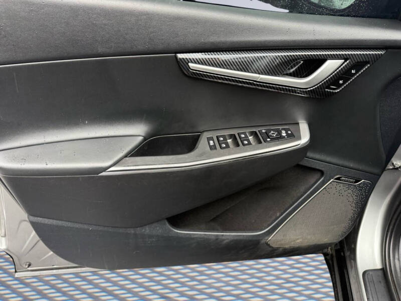 2022 Kia EV6 Wind