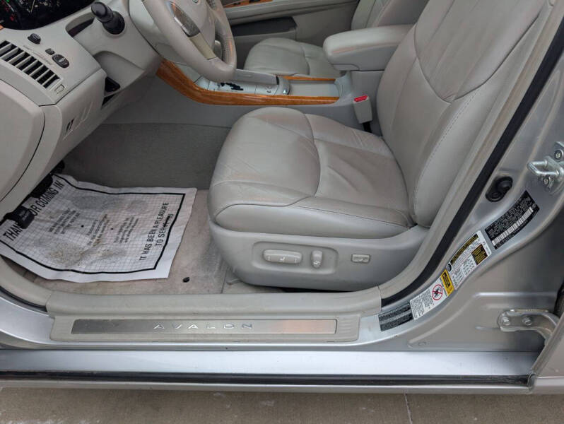 2007 Toyota Avalon XLS