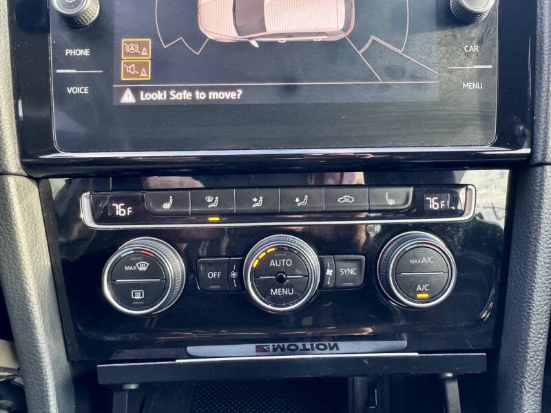 2019 Volkswagen Golf R 4Motion