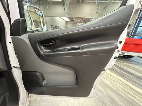 2021 Nissan NV200 SV