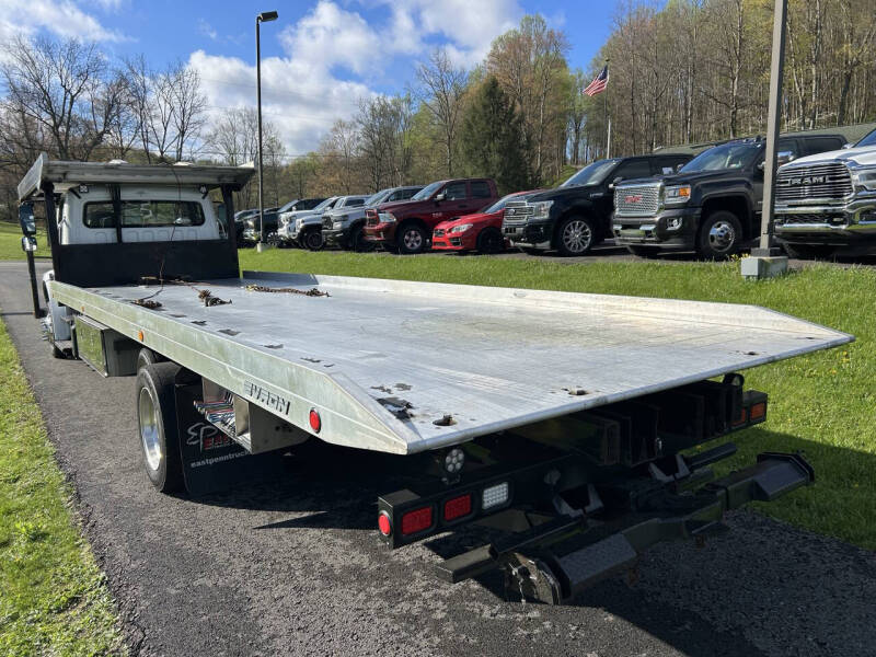 2019 Freightliner Business class M2