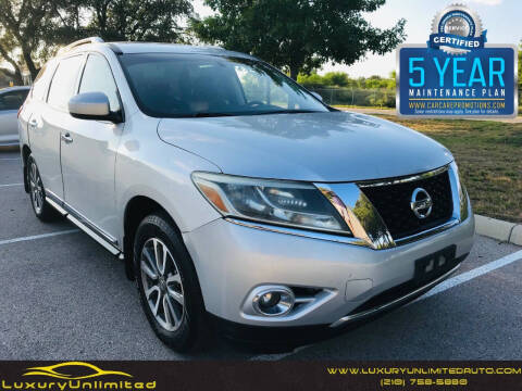 2014 Nissan Pathfinder for sale at LUXURY UNLIMITED AUTO SALES in San Antonio TX