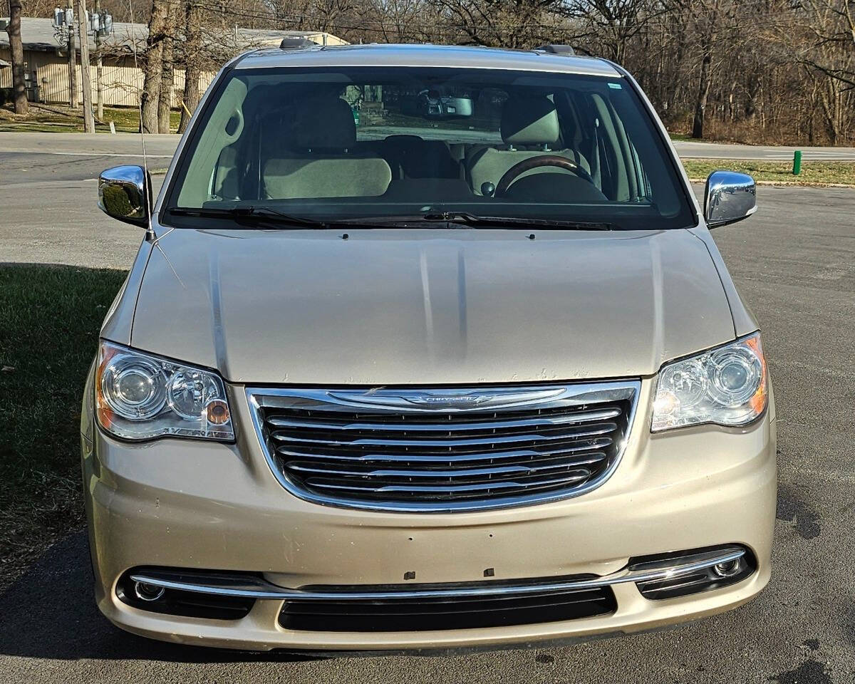 2015 Chrysler Town and Country for sale at C.C.R. Auto Sales, Inc. in New Lenox, IL