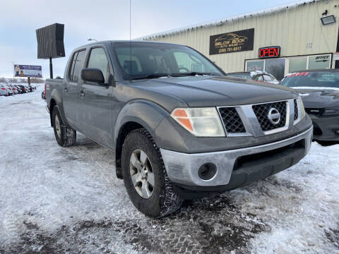 2005 Nissan Frontier for sale at BELOW BOOK AUTO SALES in Idaho Falls ID