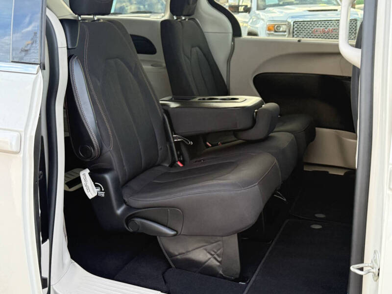 2019 Chrysler Pacifica Touring Plus
