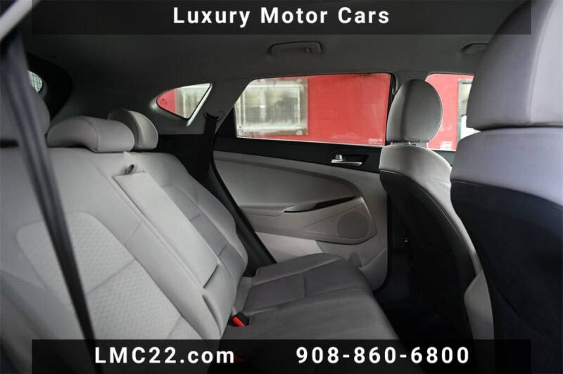 2020 Hyundai Tucson SE