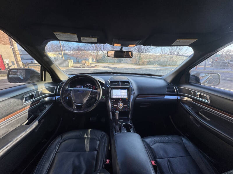 2017 Ford Explorer Limited