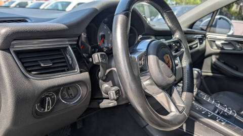 2017 Porsche Macan S