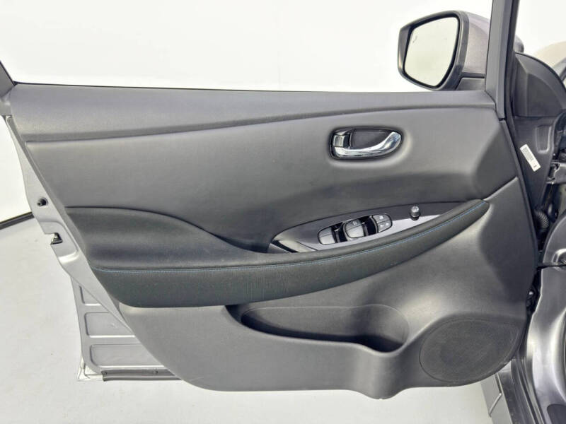 2023 Nissan LEAF SV PLUS