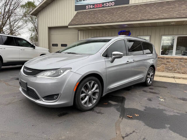 2018 Chrysler Pacifica for sale at Legit Motors in Elkhart, IN