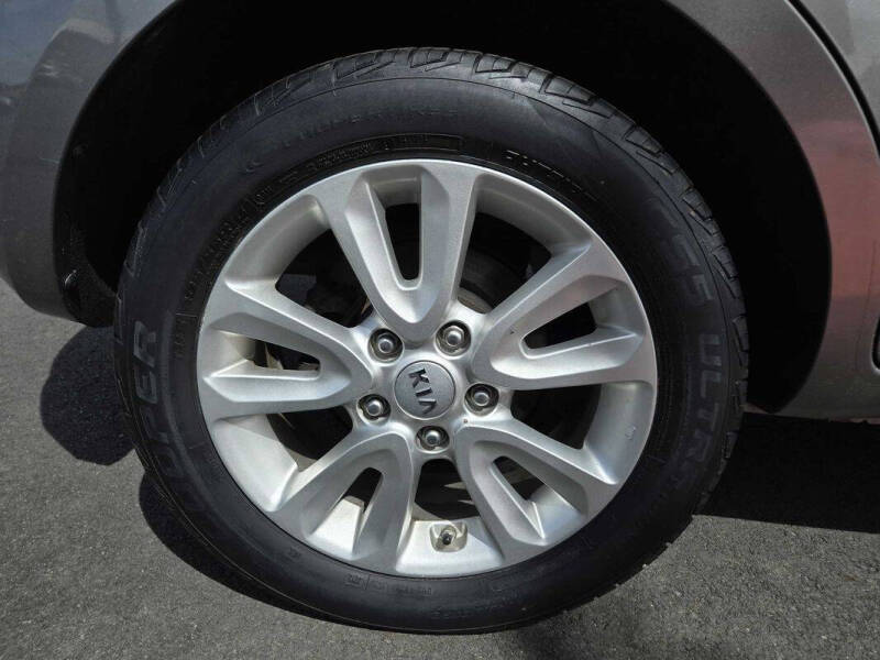 2013 Kia Soul +