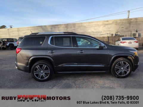 2017 GMC Acadia Denali