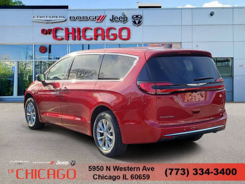 2026 Chrysler Pacifica Select