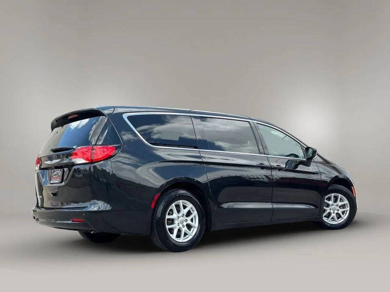 2018 Chrysler Pacifica Touring