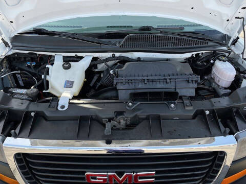 2022 GMC Savana 2500