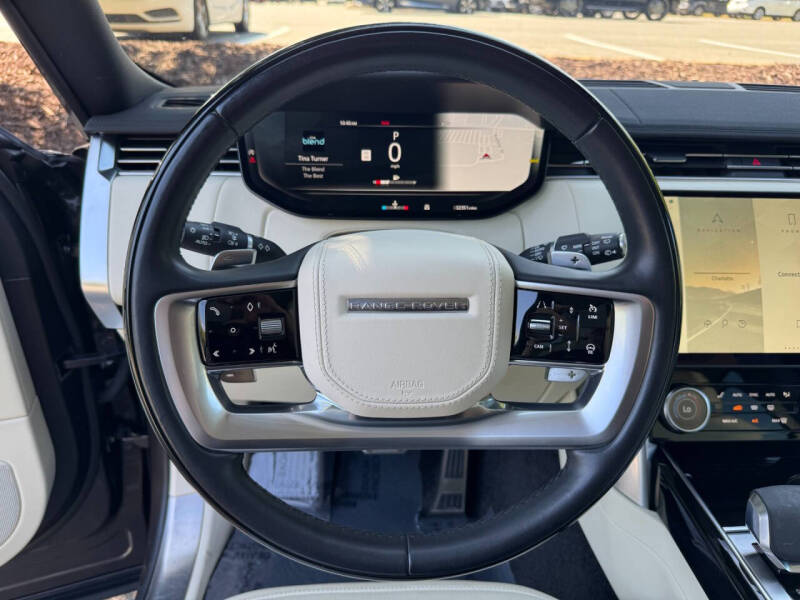 2023 Land Rover Range Rover P400 SE