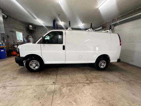 2020 Chevrolet Express 2500