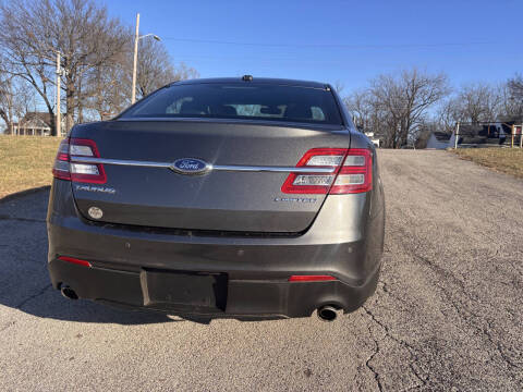 2018 Ford Taurus Limited