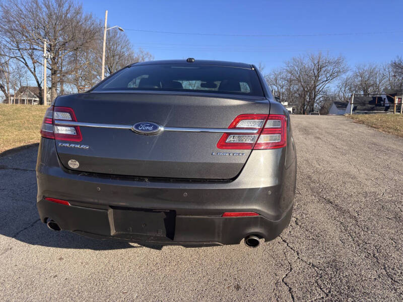 2018 Ford Taurus Limited