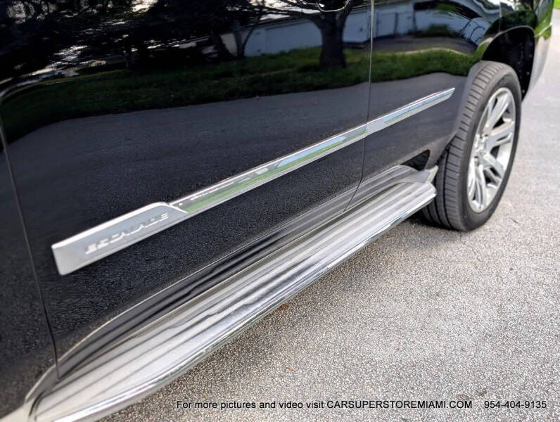 2015 Cadillac Escalade Luxury