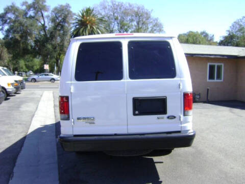 2011 Ford E-Series E-350 SD XL