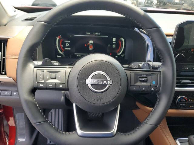 2025 Nissan Pathfinder Platinum