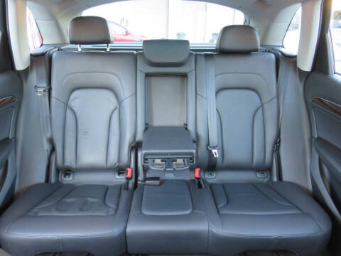 2017 Audi Q5 2.0T quattro Premium Plus