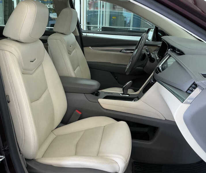 2018 Cadillac XT5 Premium Luxury