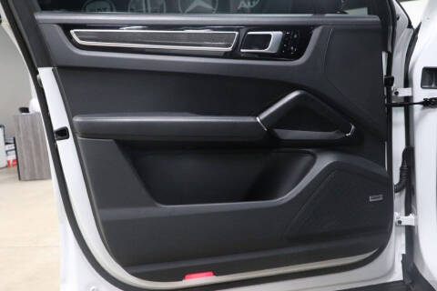 2019 Porsche Cayenne S