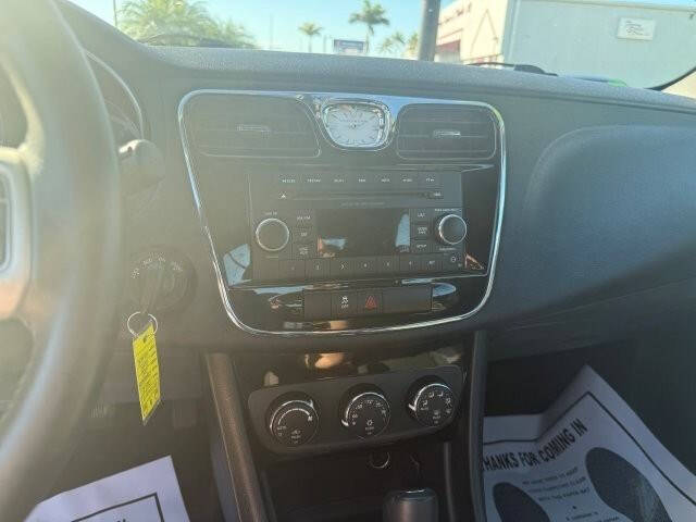 2012 Chrysler 200 Touring