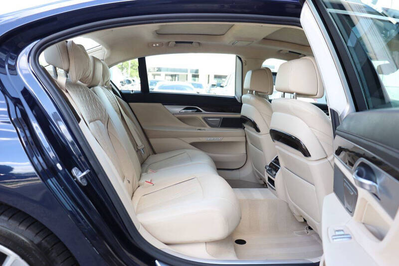 2016 BMW 7 Series 750i