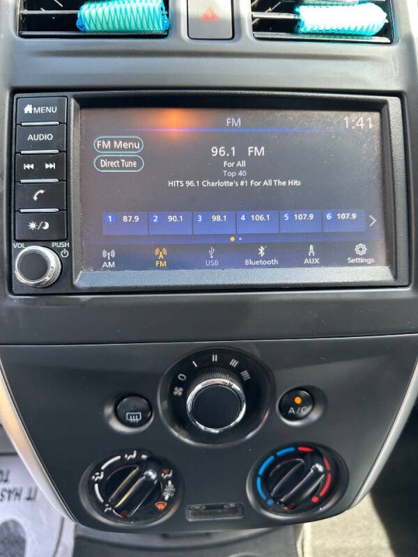 2019 Nissan Versa Note SV