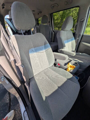 2012 Kia Sedona EX
