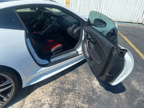 2016 Jaguar F-TYPE R