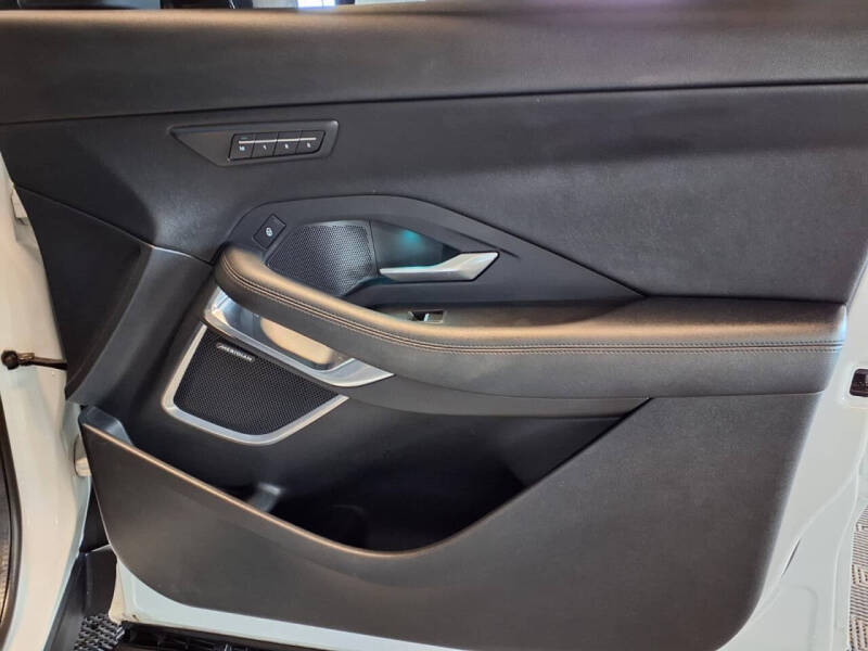 2020 Jaguar E-PACE P250 SE