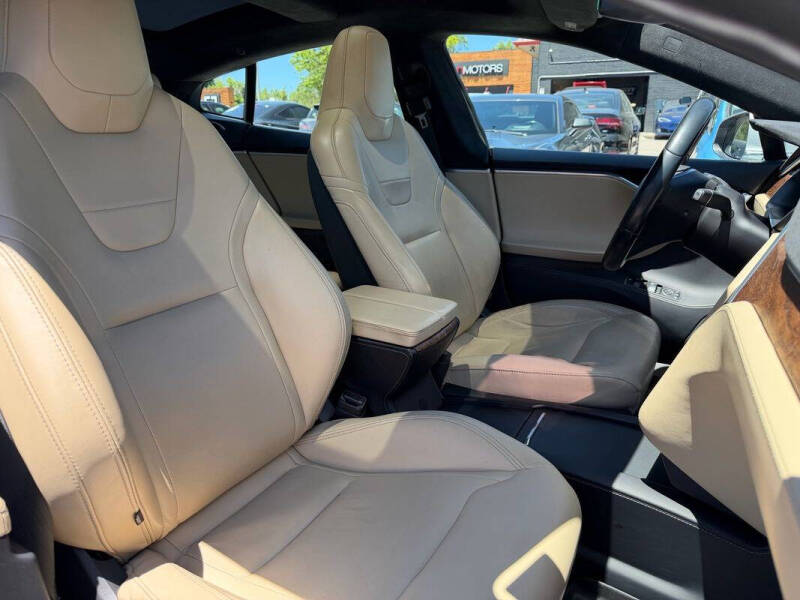 2016 Tesla Model S