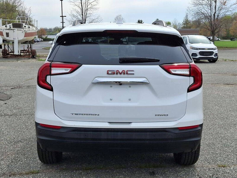 2023 GMC Terrain SLE