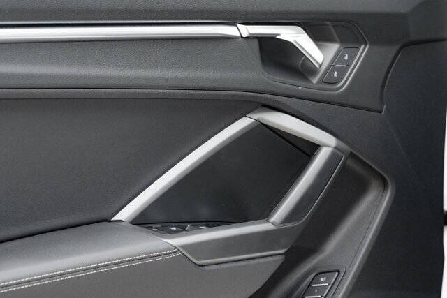 2022 Audi Q3 quattro S line Prem Plus 45 TFSI