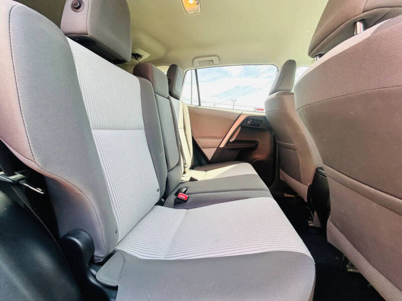 2013 Toyota RAV4 LE
