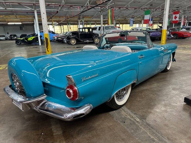 1956 Ford Thunderbird