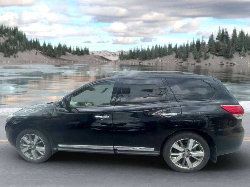 2013 Nissan Pathfinder Platinum