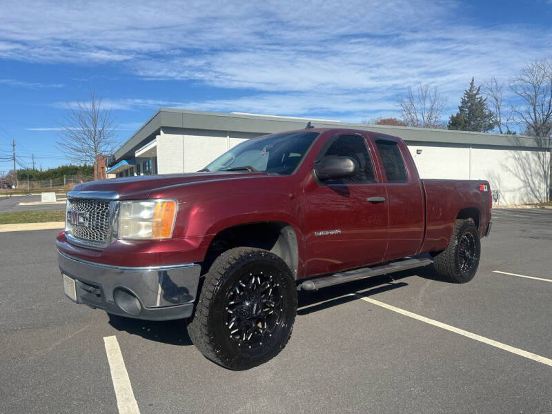 2008 GMC Sierra 1500 for sale at Noble Auto in Hickory NC