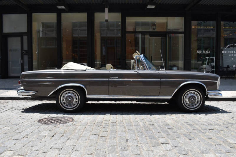 1966 Mercedes-Benz 300-Class