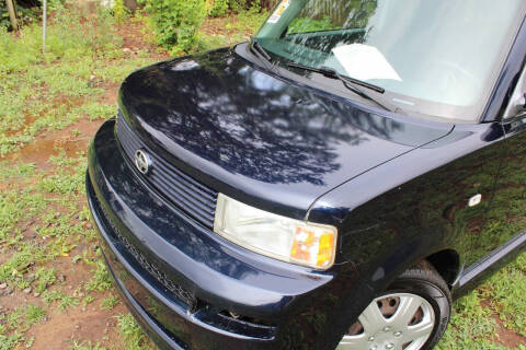 2005 Scion xB