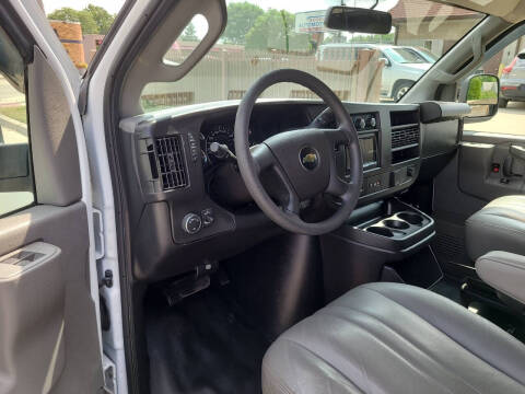 2018 Chevrolet Express 2500