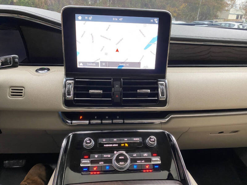 2019 Lincoln Navigator L Reserve